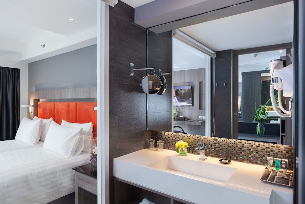 Grand 5 Hotel Plaza Sukhumvit Bangkok 30/63