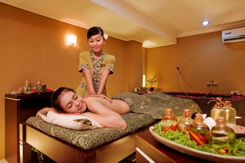 The Jayakarta Yogyakarta Hotel & Spa 23/43