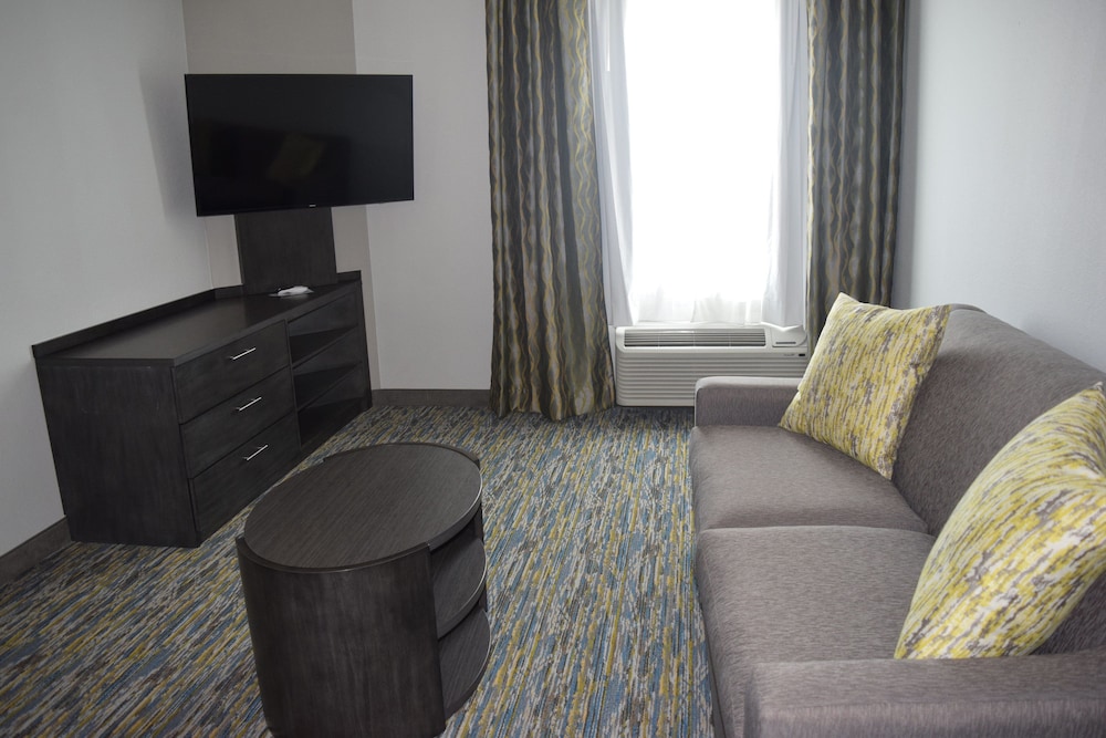 Candlewood Suites Nashville North 34/48