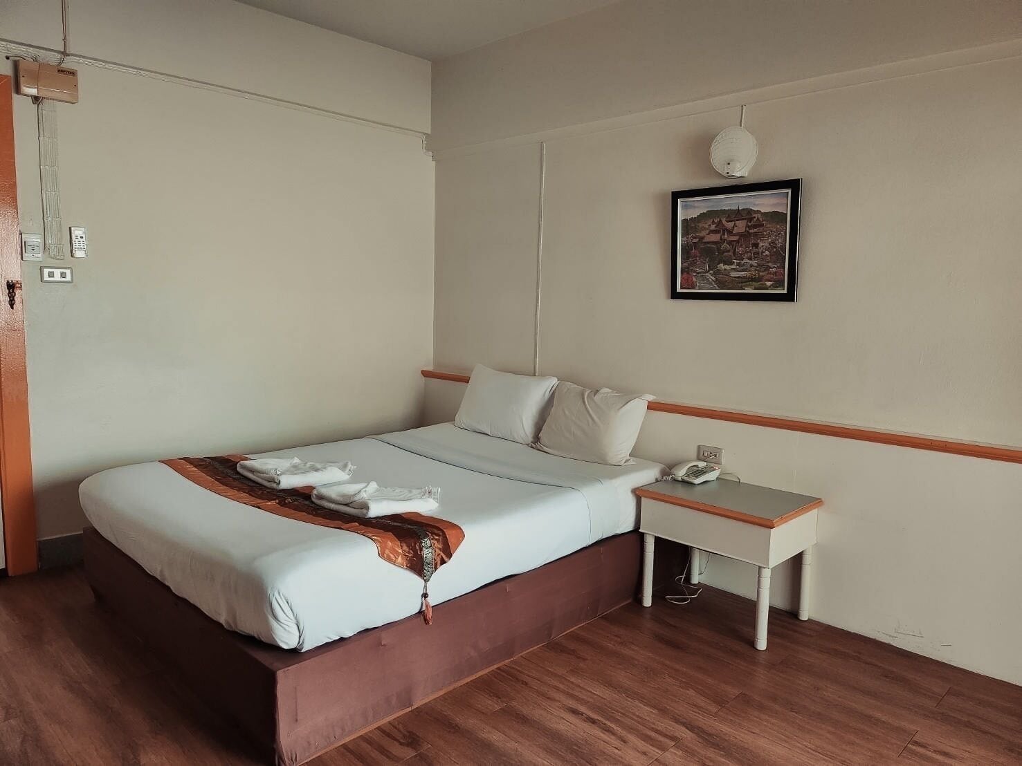 STANDARD, DOUBLE BED