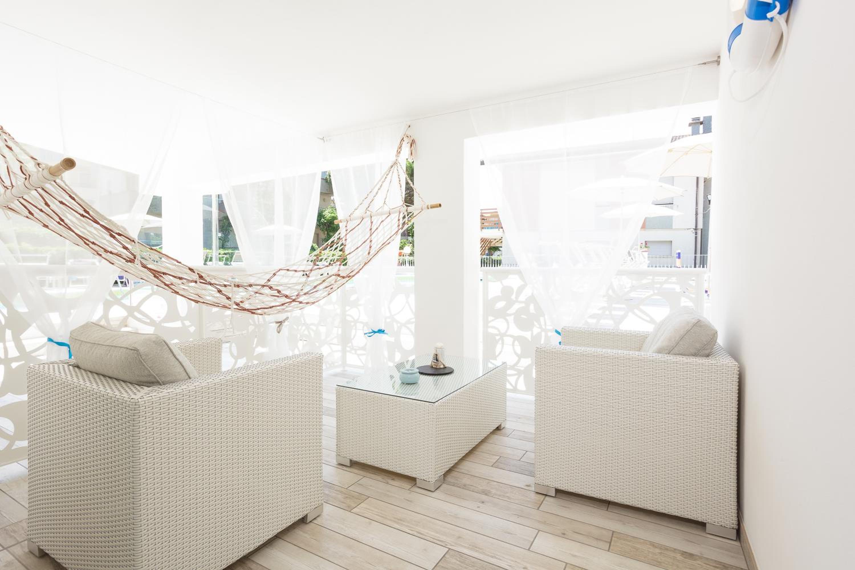 Hotel Albatros 8/48