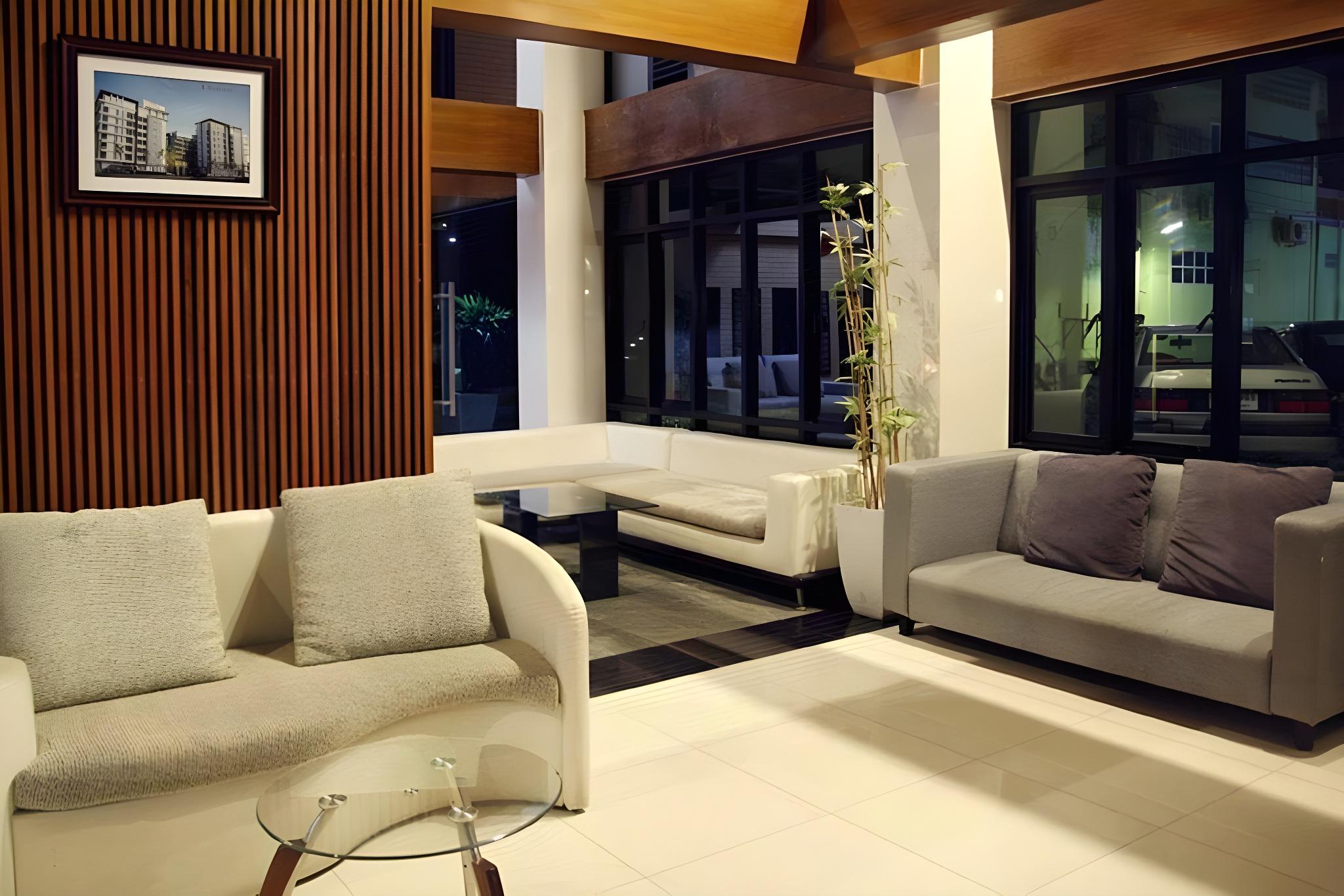 Izen Pure Budget Hotel & Residences 37/49