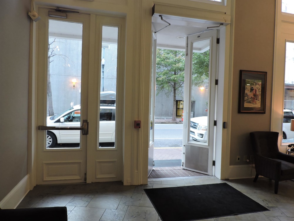 Best Western Plus St. Christopher Hotel 32/49