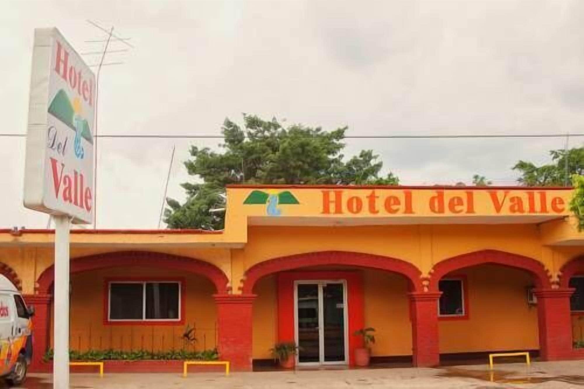 Hotel Del Valle 2/45