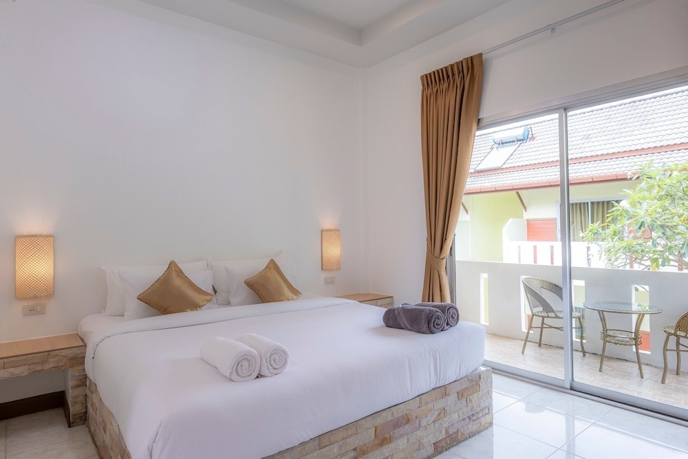 Sunrise Serenity Phuket Resort 17/50