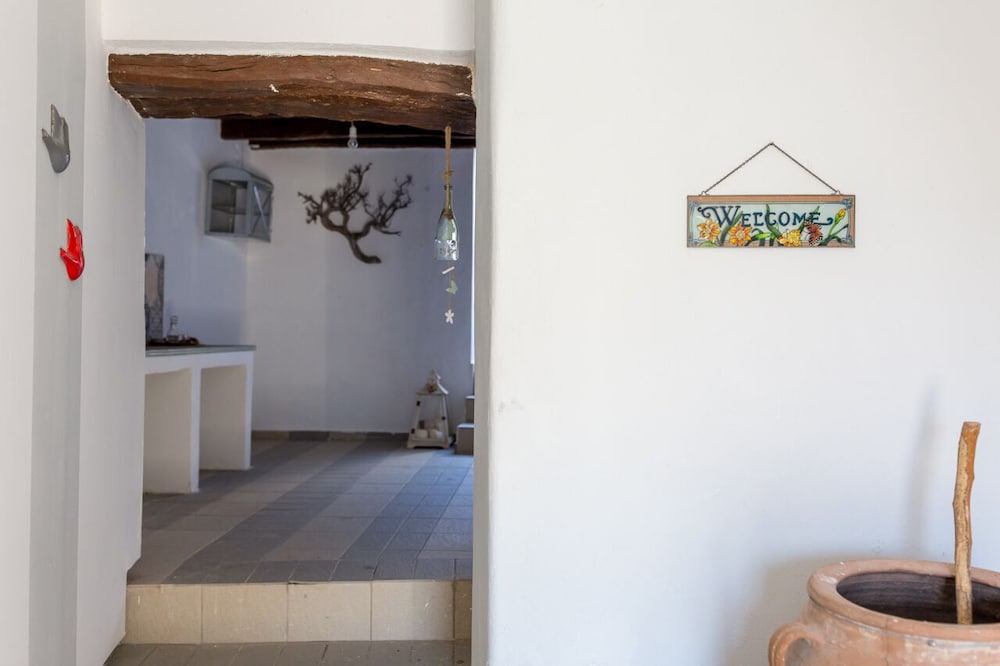 Aravanes Mountain Resort And Eco Cuisine 12/75