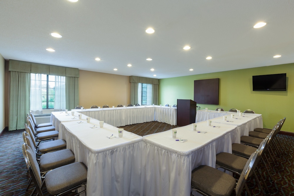 Holiday Inn Exp Winston Salem 39/48