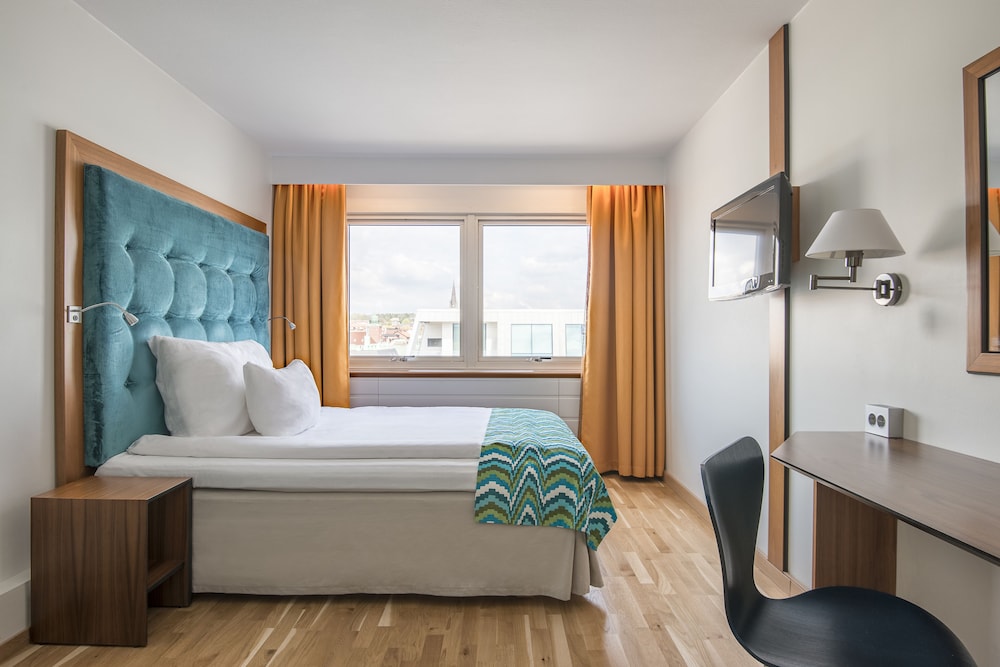 Quality Hotel Grand Boras 26/37
