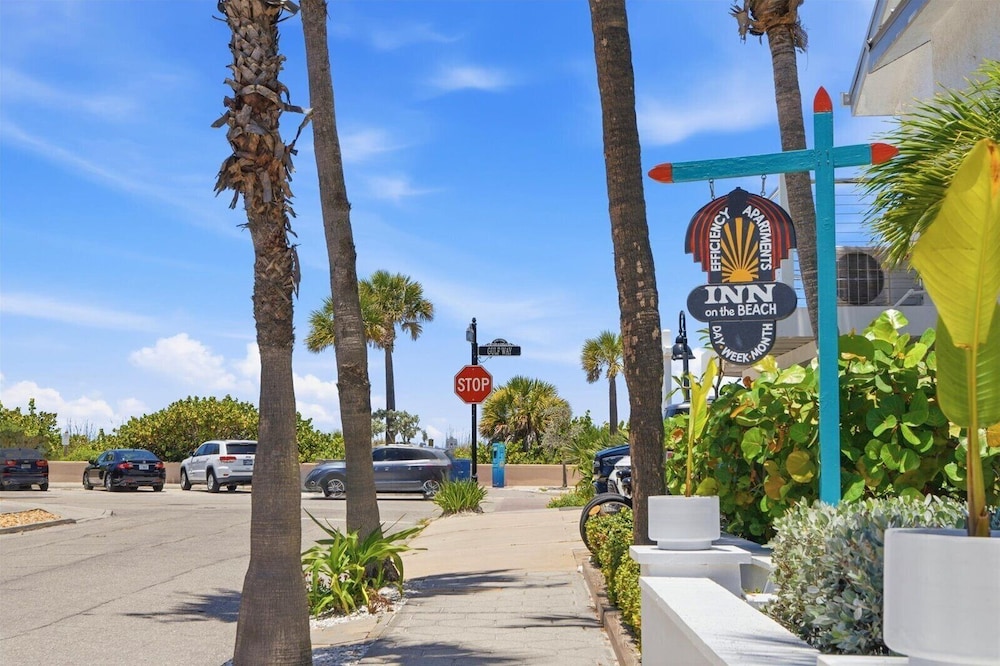Inn On The Beach 41/50