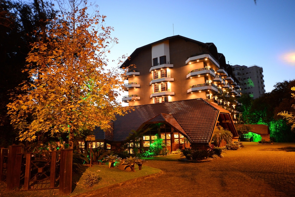 HOTEL AGUAS CLARAS 6/50