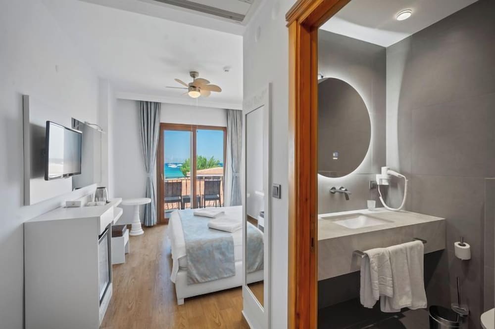 Kumluk Otel 50/50