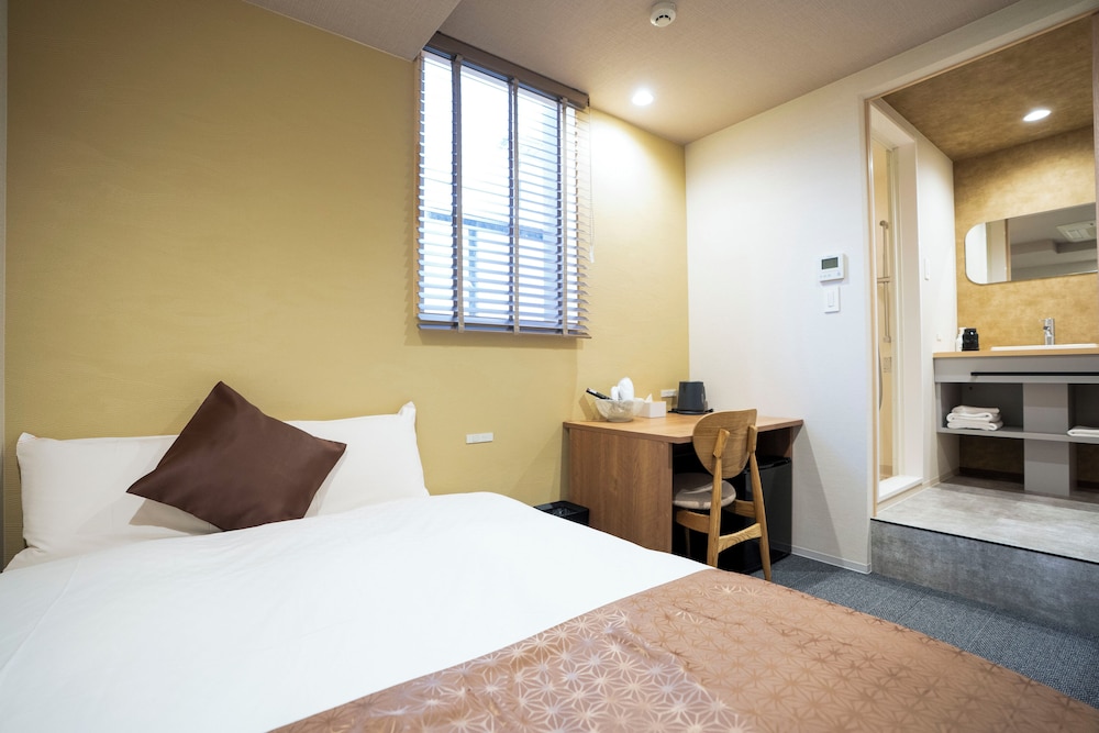 Hotel S-Presso Namba Ekimae 7/50
