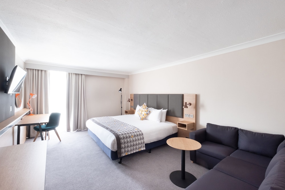 Holiday Inn Leicester 22/71