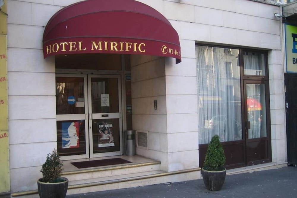 Ibis Styles Paris Batignolles in PARIS