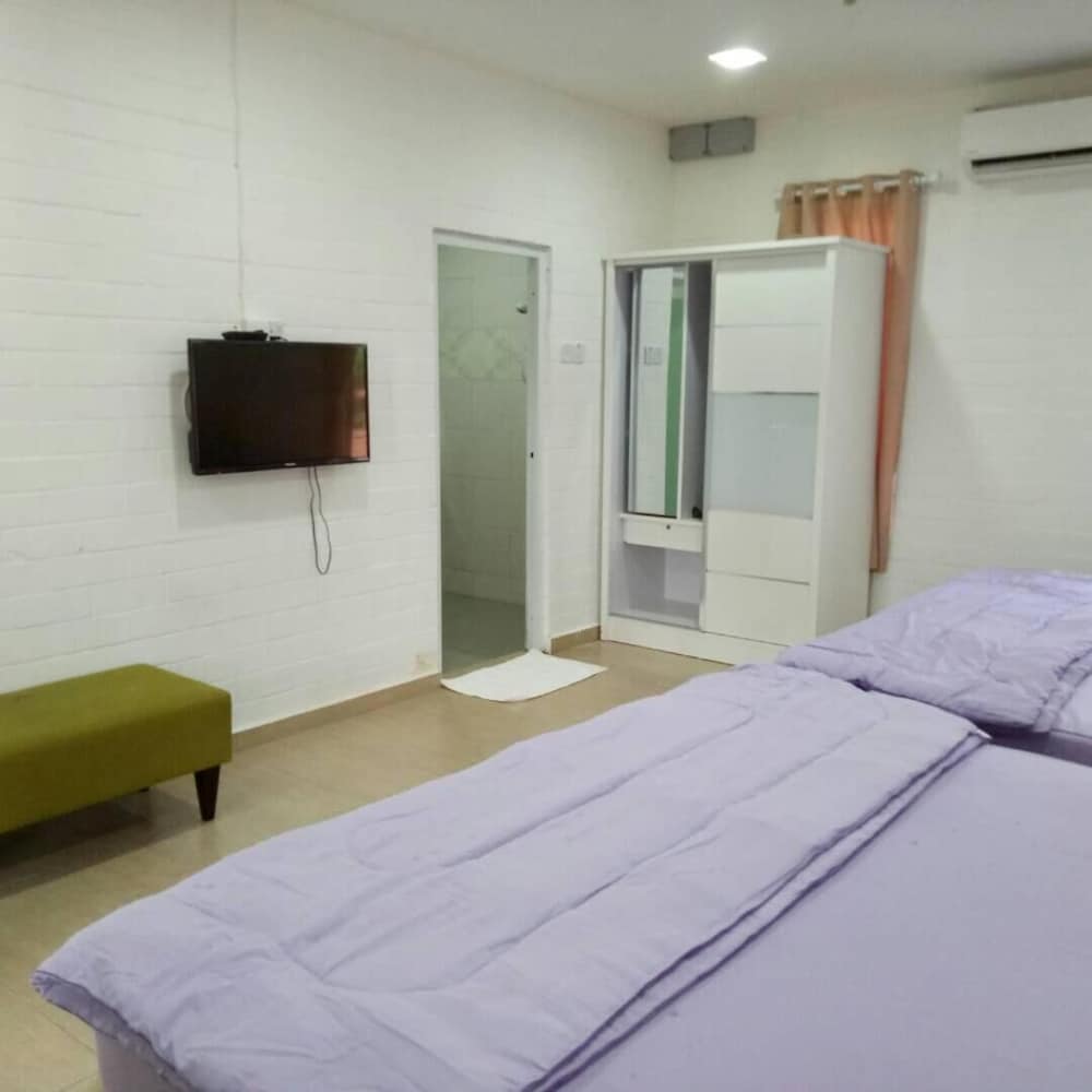 Dlima Beach Inn 13/66