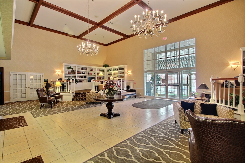Comfort Suites Appleton Airport 19/27
