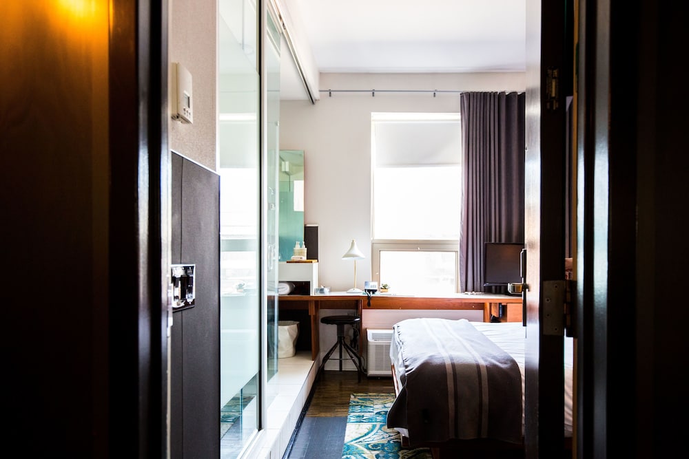 The Drake Hotel 29/66