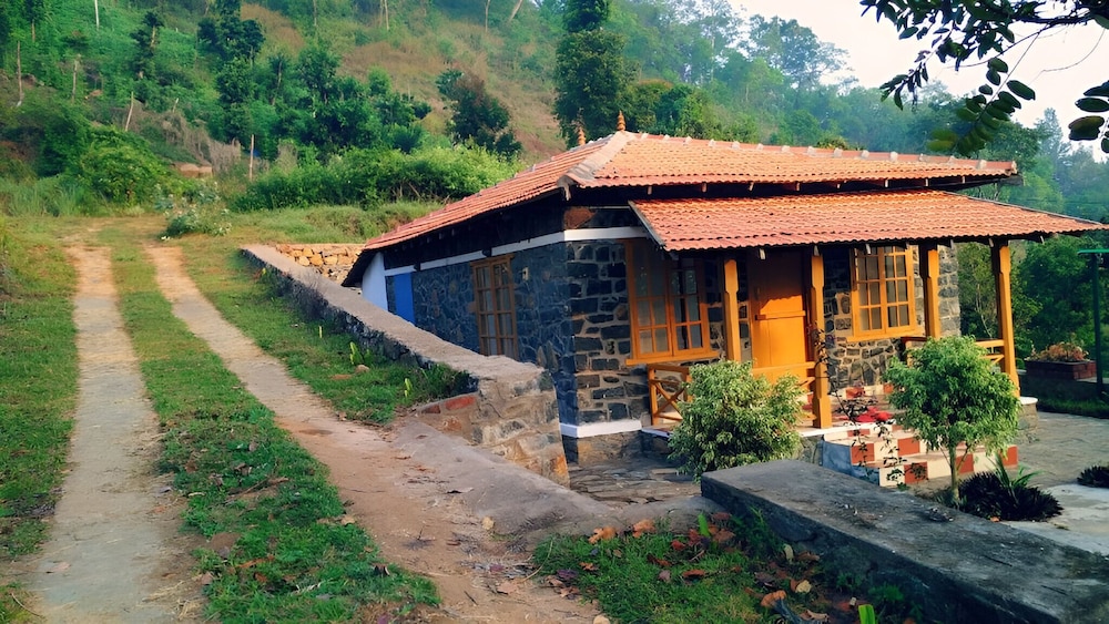 Zac's Valley Resort 6/48