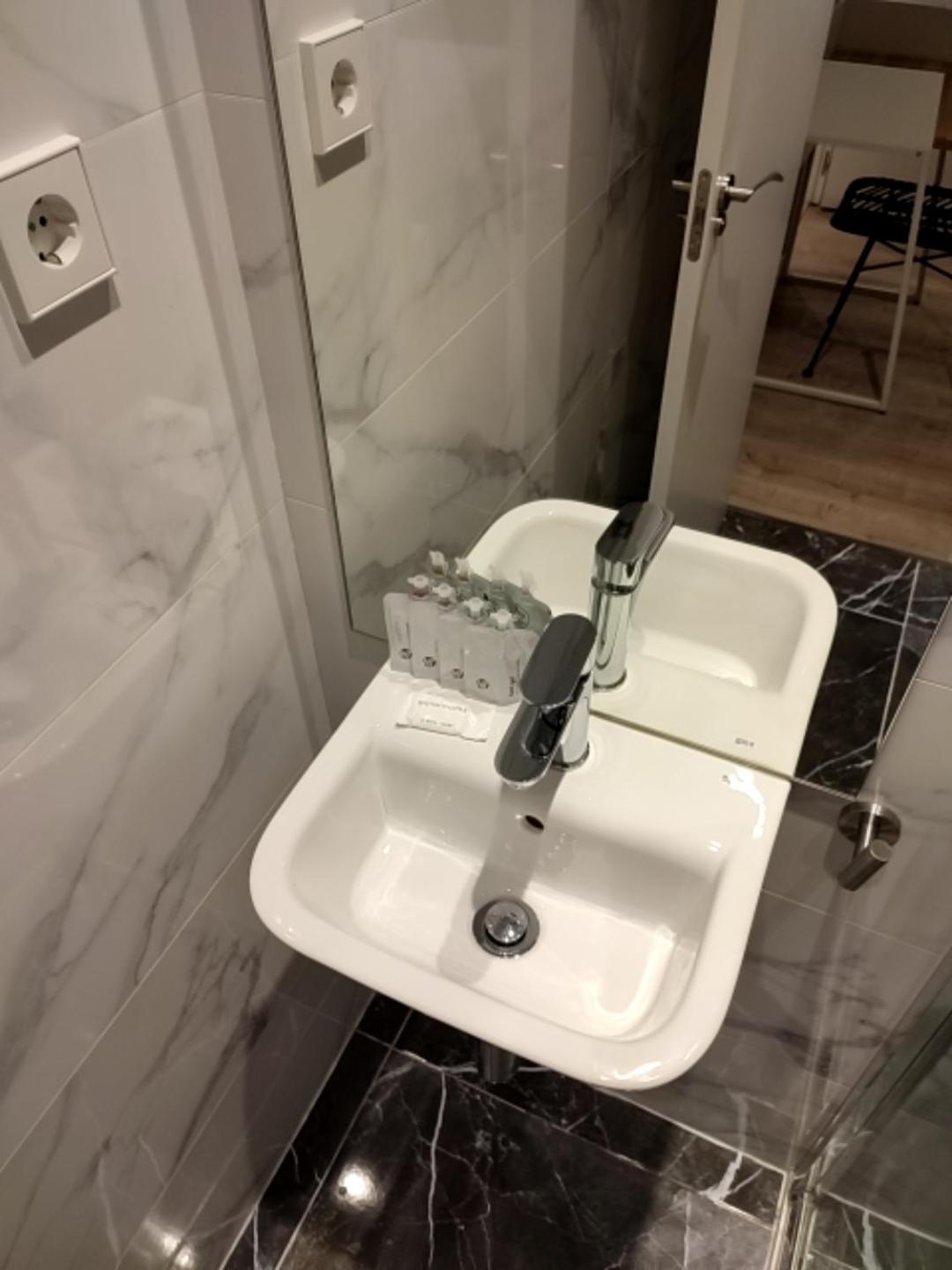 Hostal La Plata 43/52