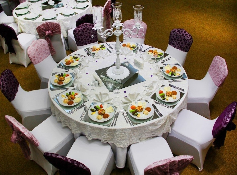 Adanava Hotel 38/50