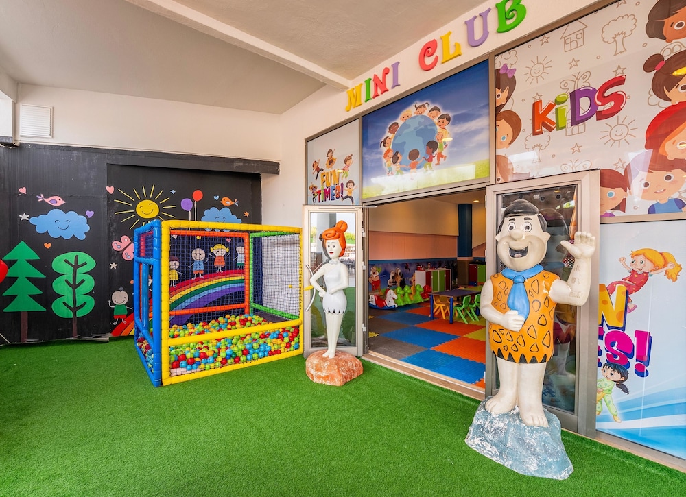 Linda Sunny Beach Hotel 58/66