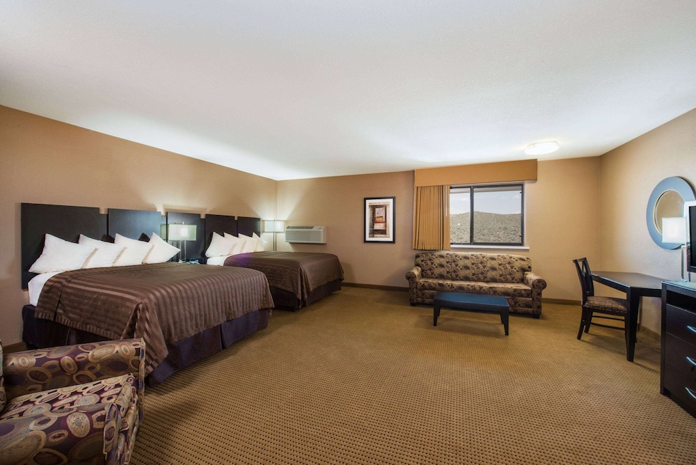 Travelodge by Wyndham Globe AZ 24/39