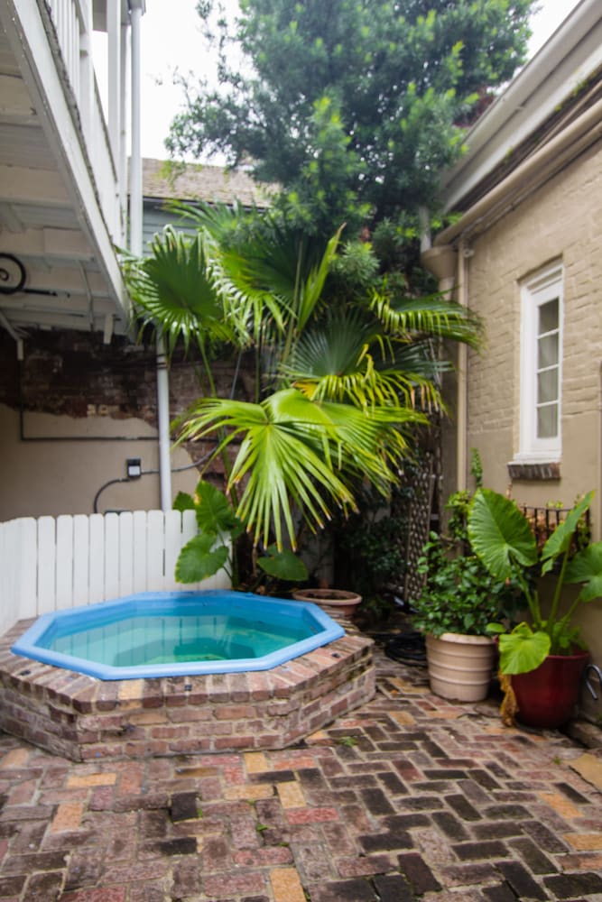 Inn On Ursulines 9/45
