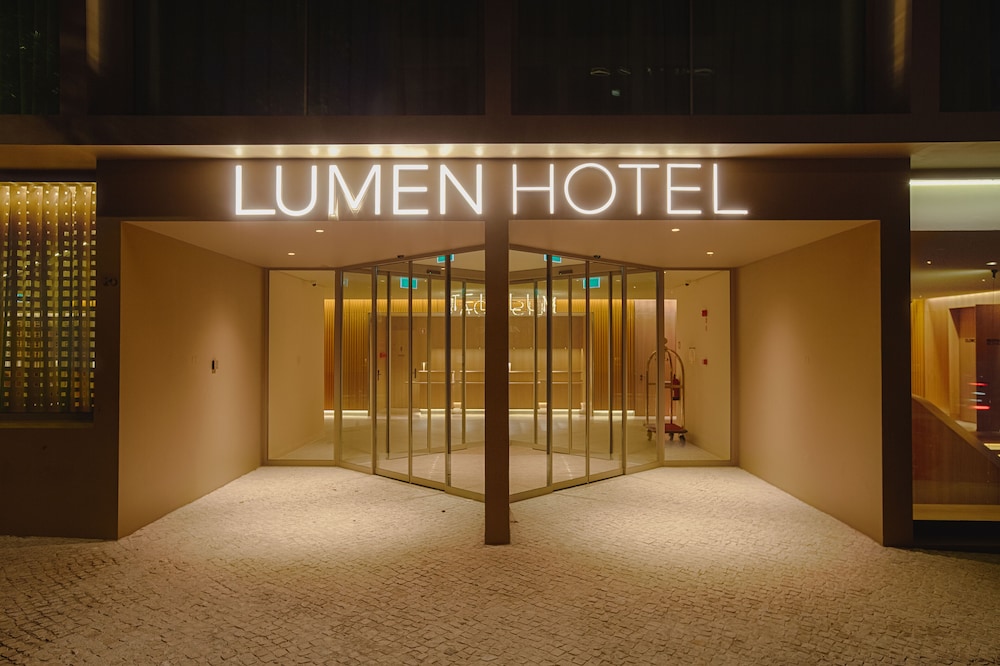 Lumen Hotel and The Lisbon Light Show 6/68