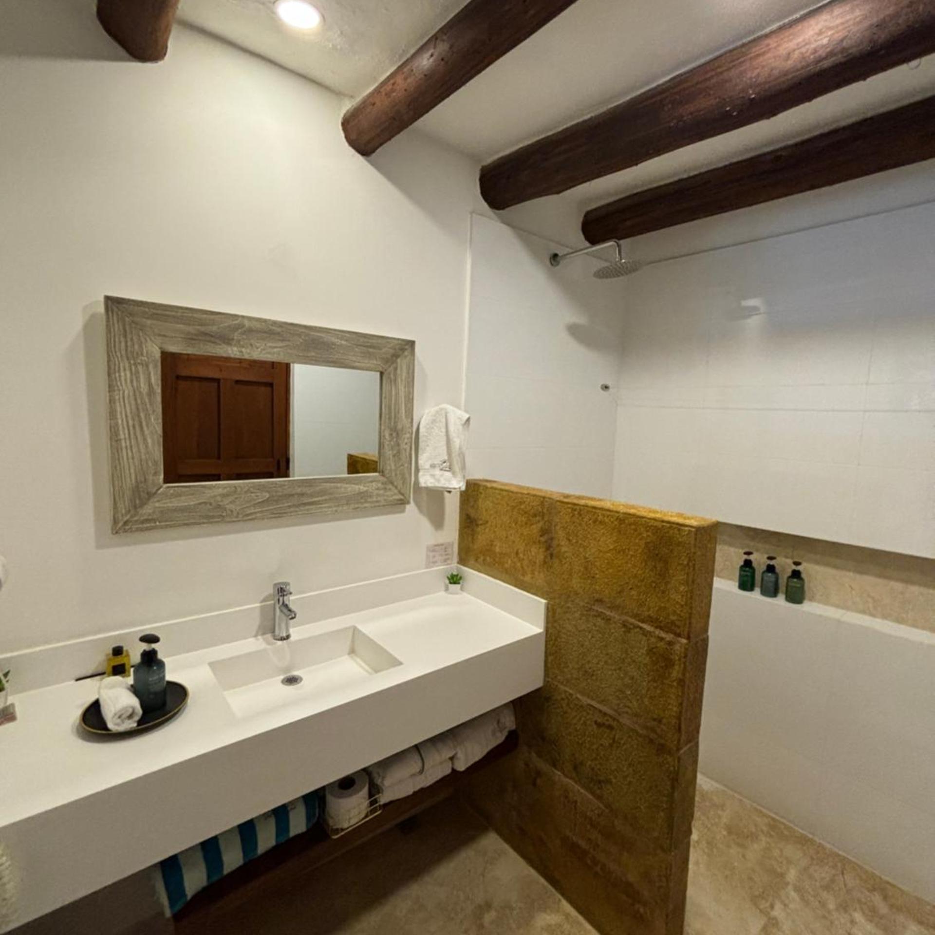 Santa Sofia Casa Boutique 50/50