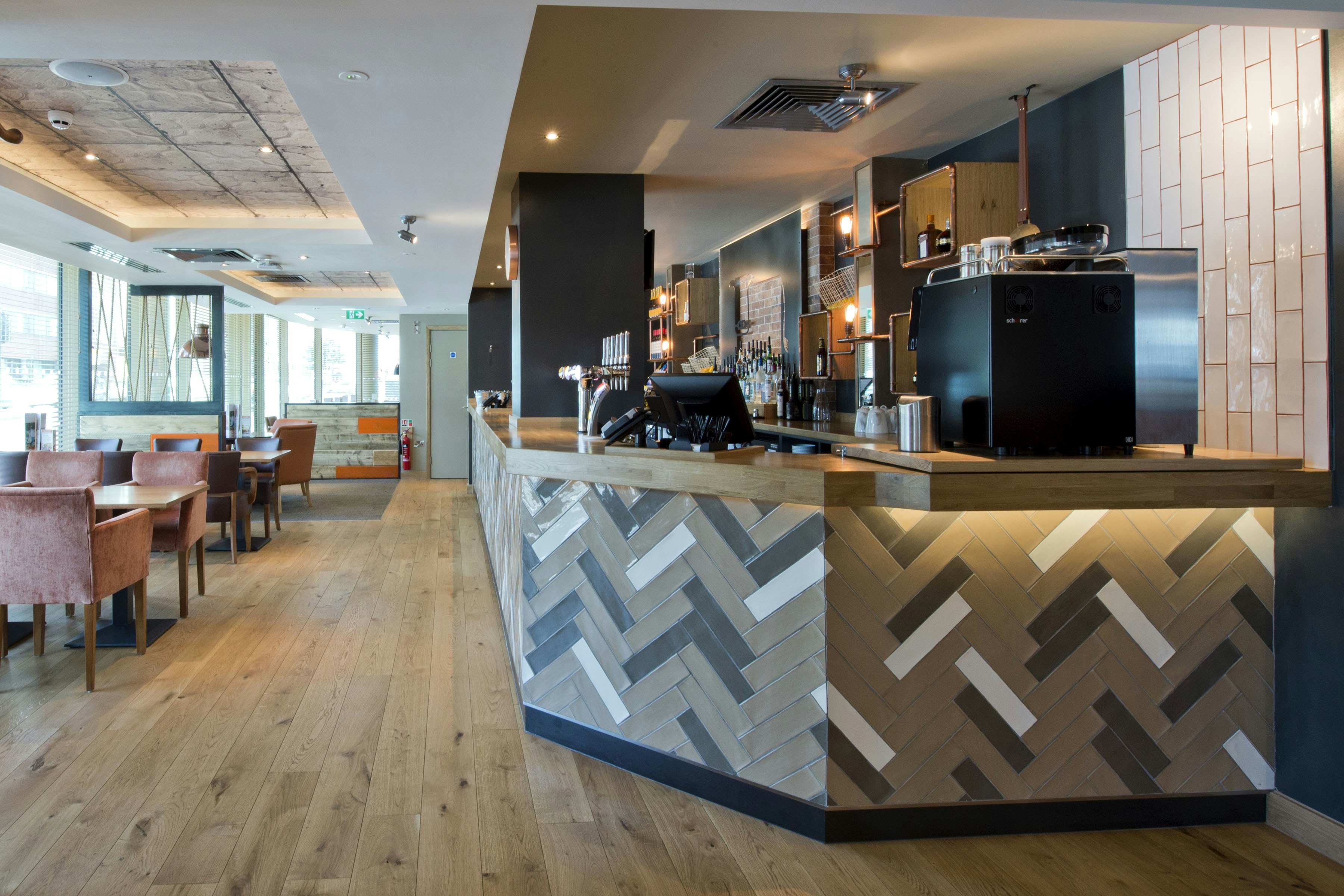 Premier Inn London Woolwich Royal Arsenal 6/38