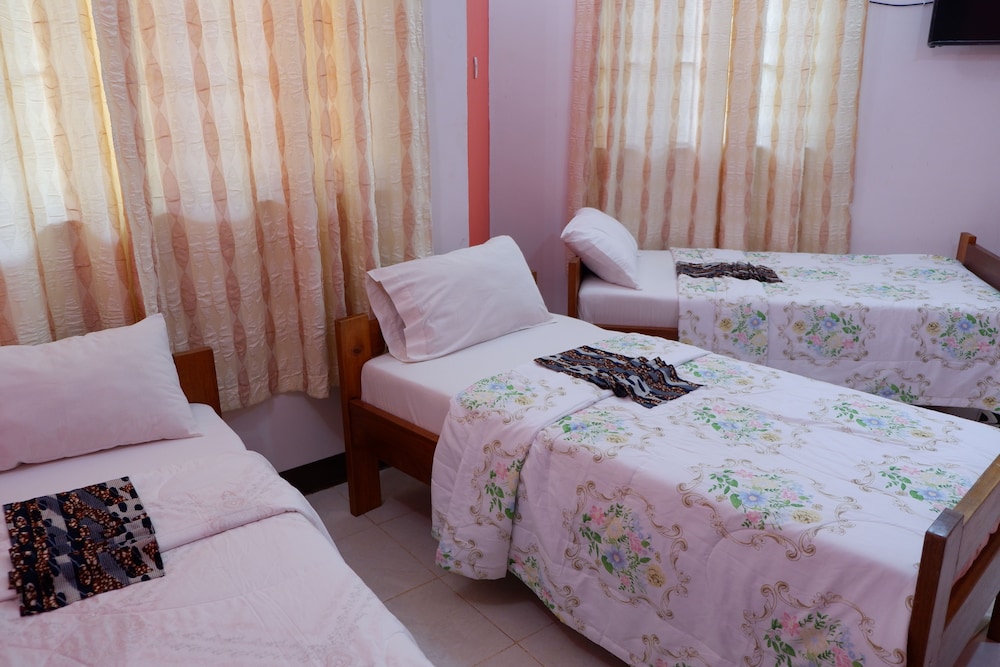 Mama Thea Homes - Hostel 21/45