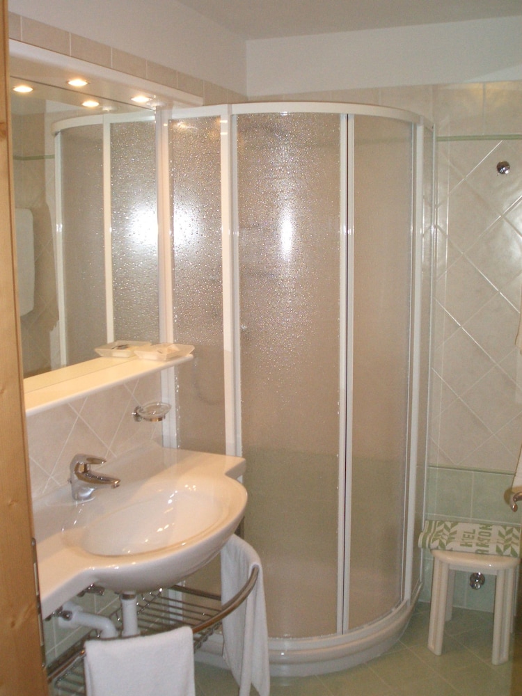 Hotel Ariston 17/70