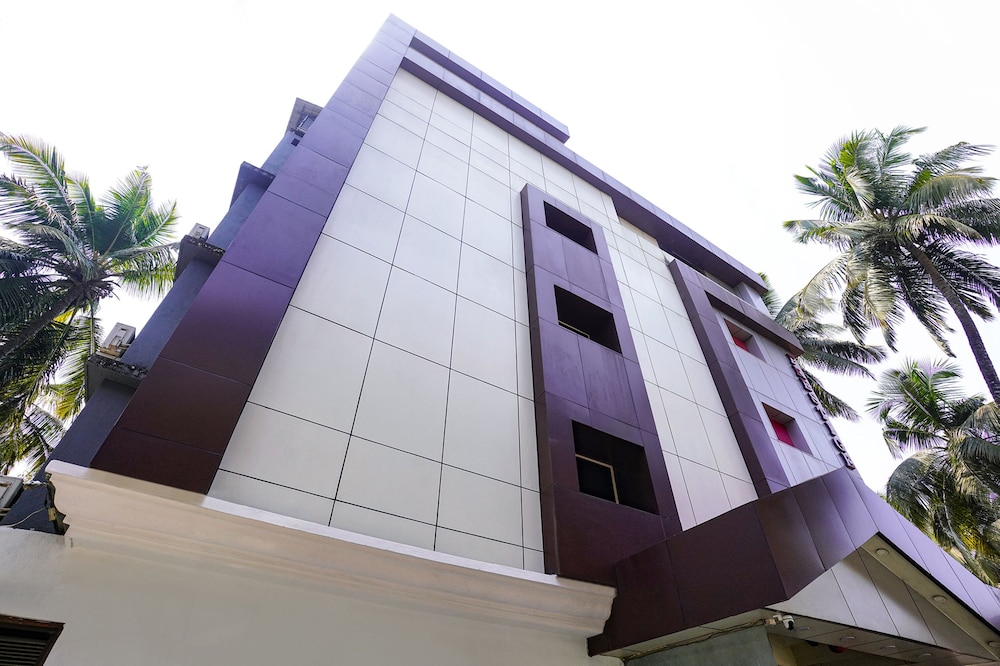 Prestige Hotel 4/50