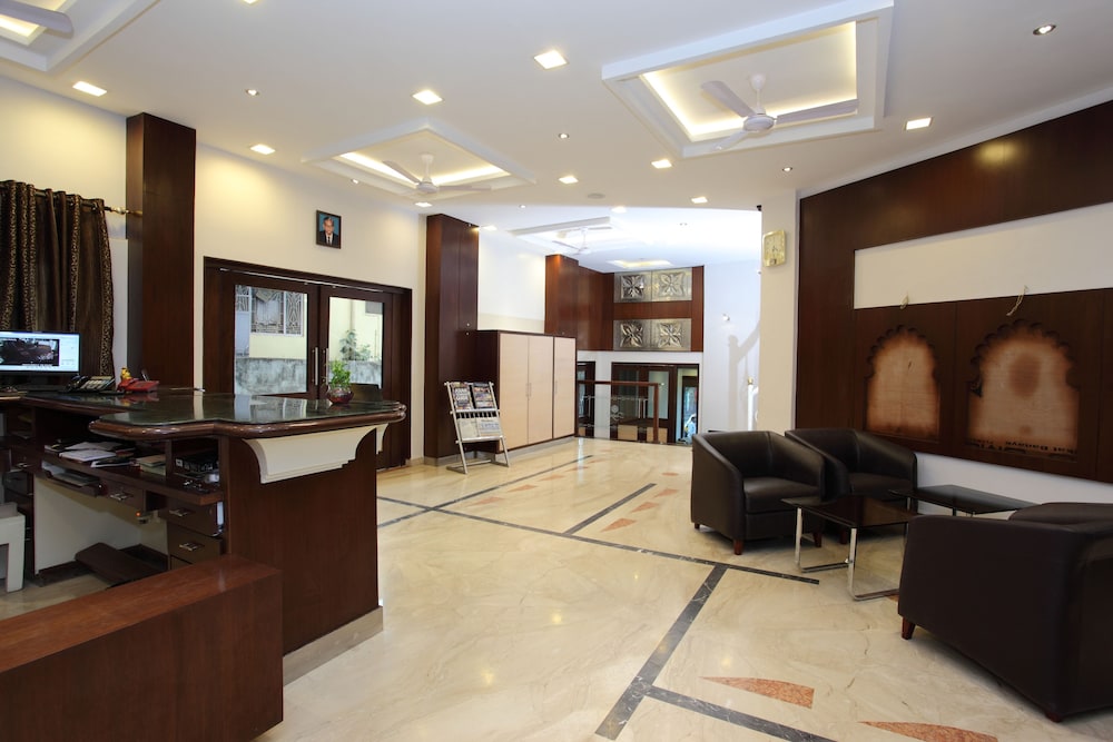 HOTEL DAYAL 34/41