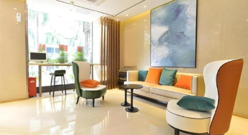 City Comfort Inn (Zhuhai Qinglv Middle Road) 33/54