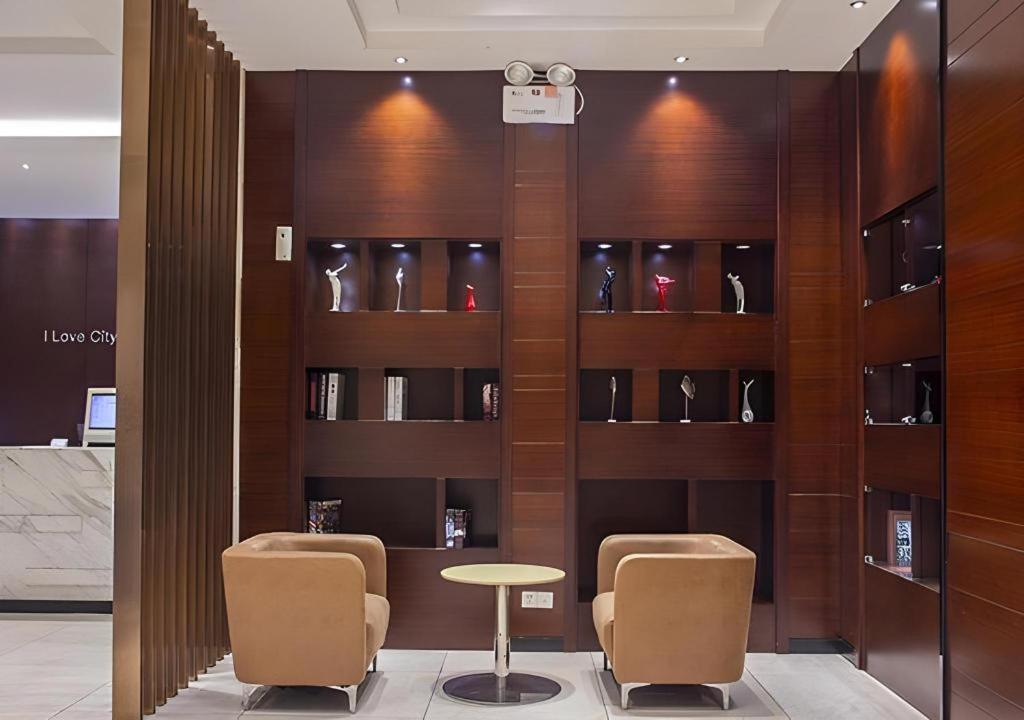 City Convenient Zhuzhou Sports Centre 34/40