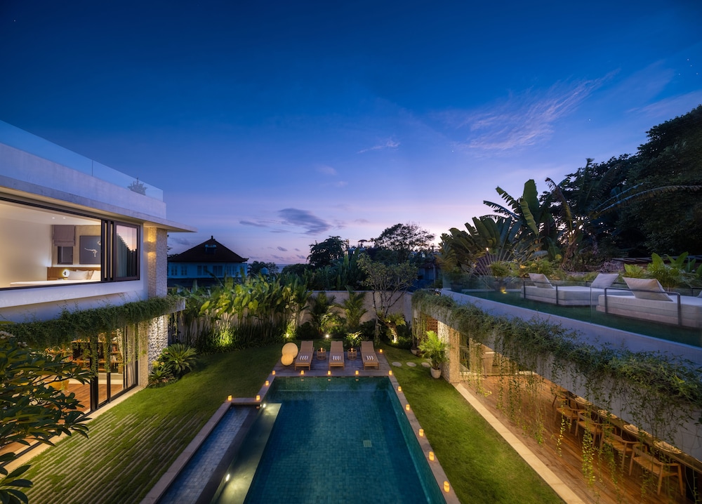 Pantai Indah Villas 17/23