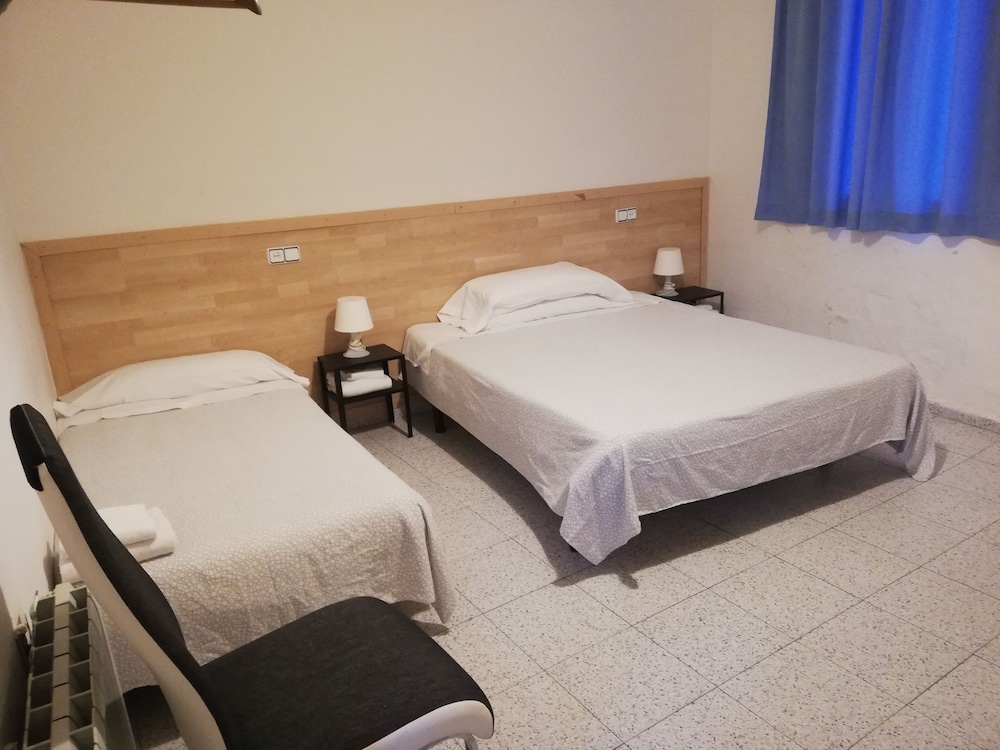 Hostal River 8/34