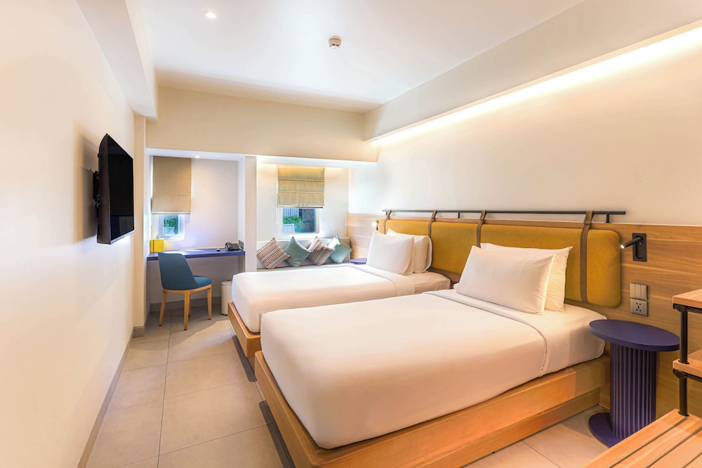 Renovated, Superior, Twin Beds