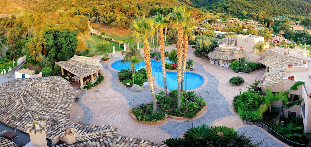 Hotel Porto Pirgos 30/30