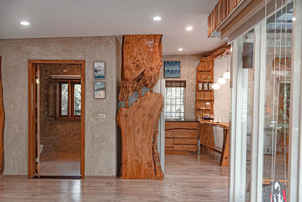 The House 15 10/61
