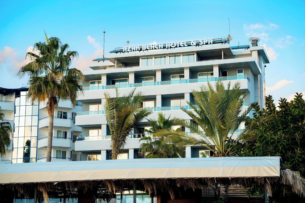 AZAK BEACH HOTEL 写真1