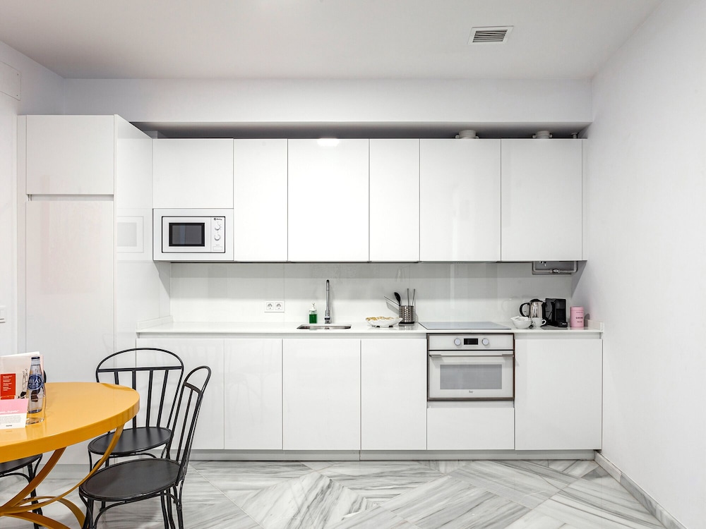 Sevilla Luxury Rentals - Catedral 36/48