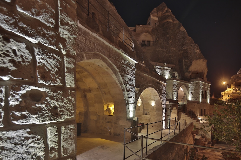 Village Cave House Hotel 20/27