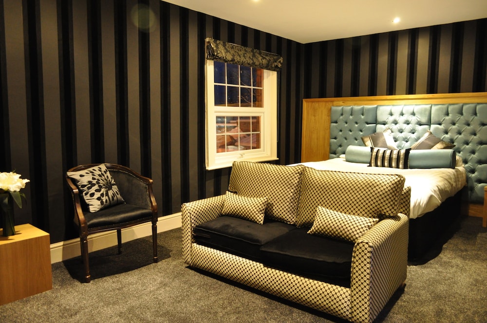The Angel Inn Hotel 33/58