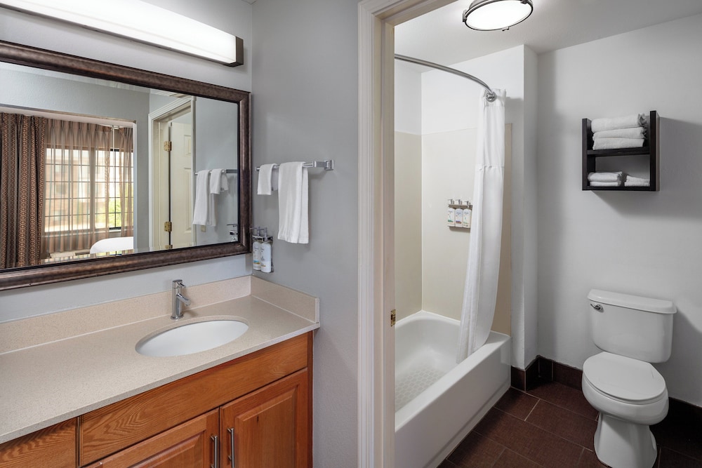 Staybridge Suites O Fallon Chesterfield 49/50