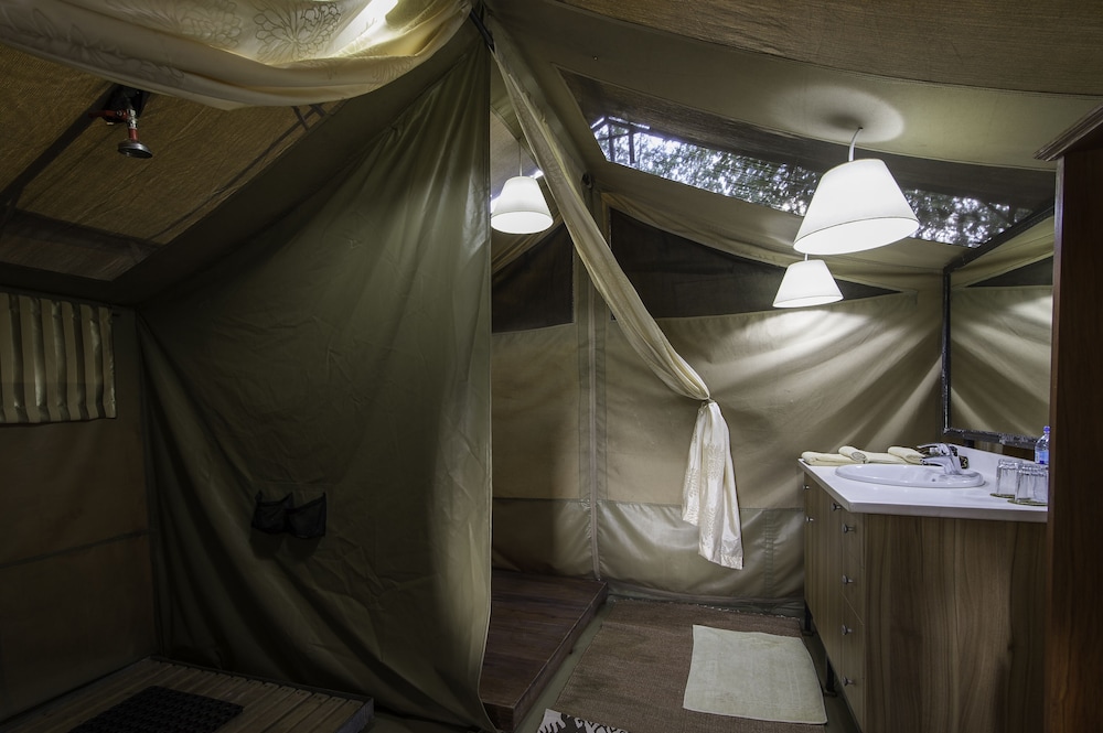 River Camp 21/50