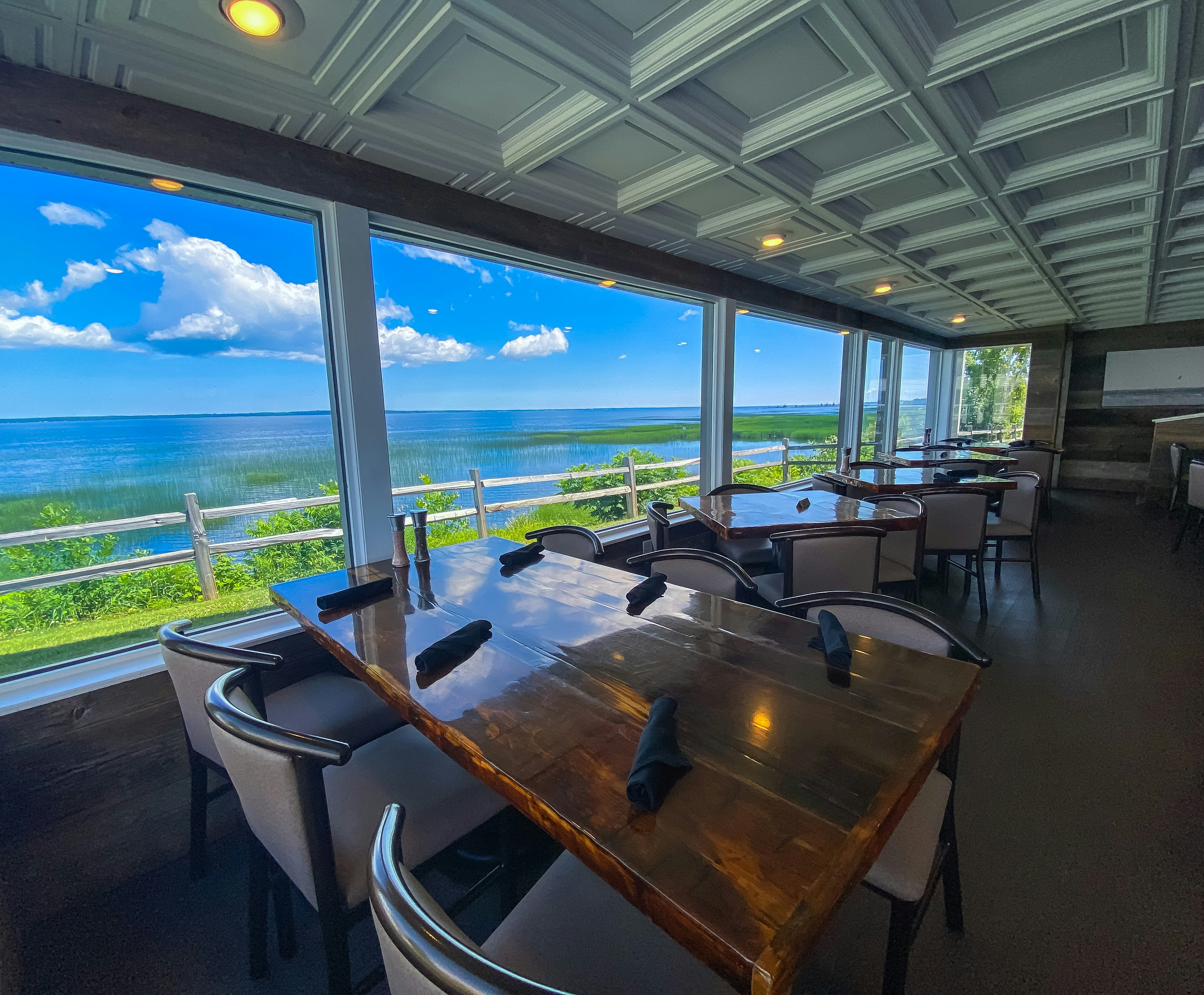 Terrace Bay Hotel 11/24
