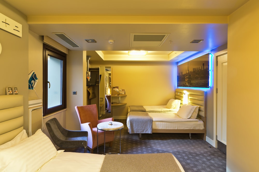 Ramada by Wyndham Istanbul Pera 25/50