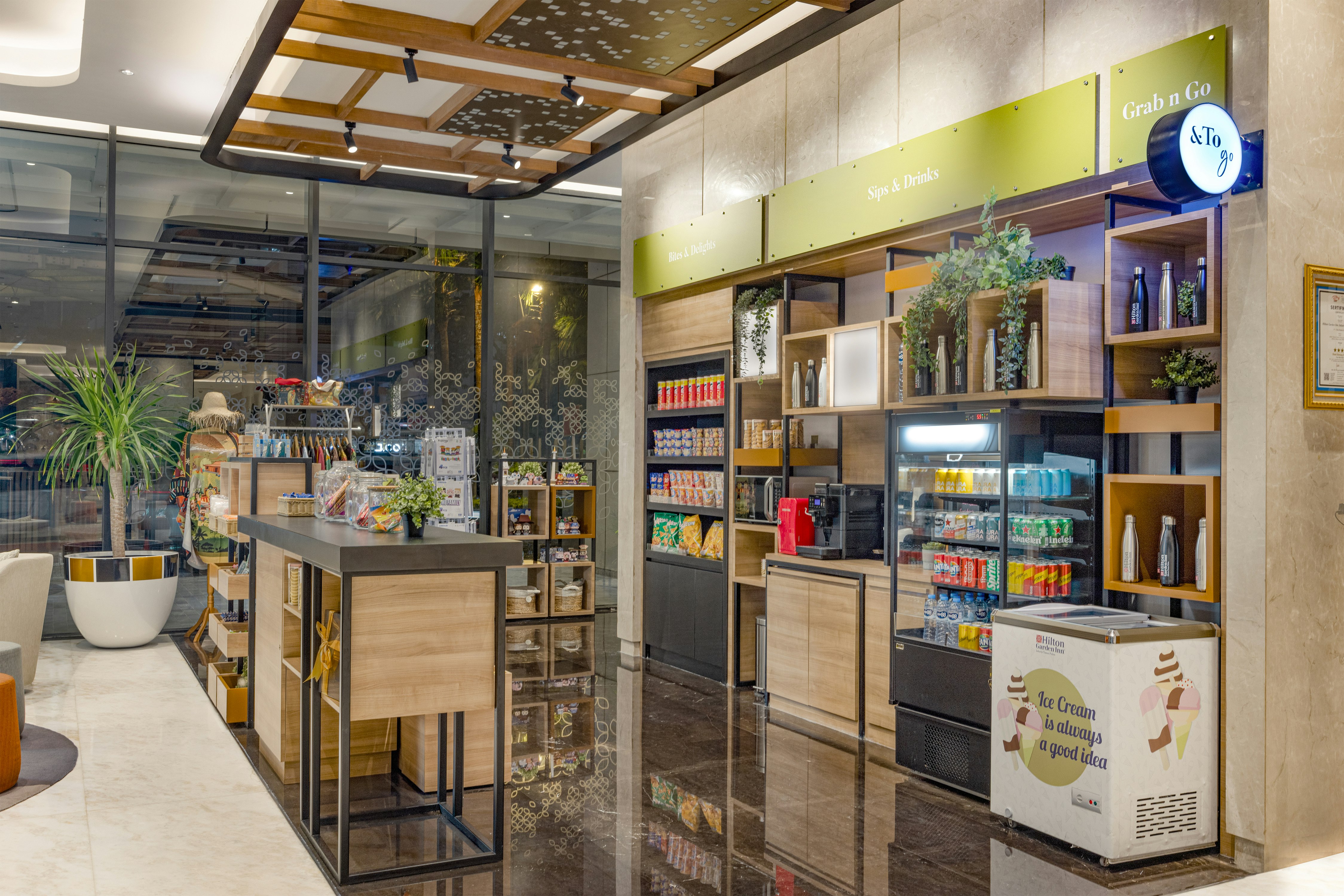 Hilton Garden Inn Jakarta Taman Palem 42/63